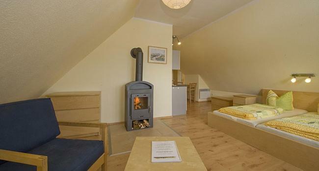 Panorama-Apartments Weinberghaus Mittelndorf Room photo